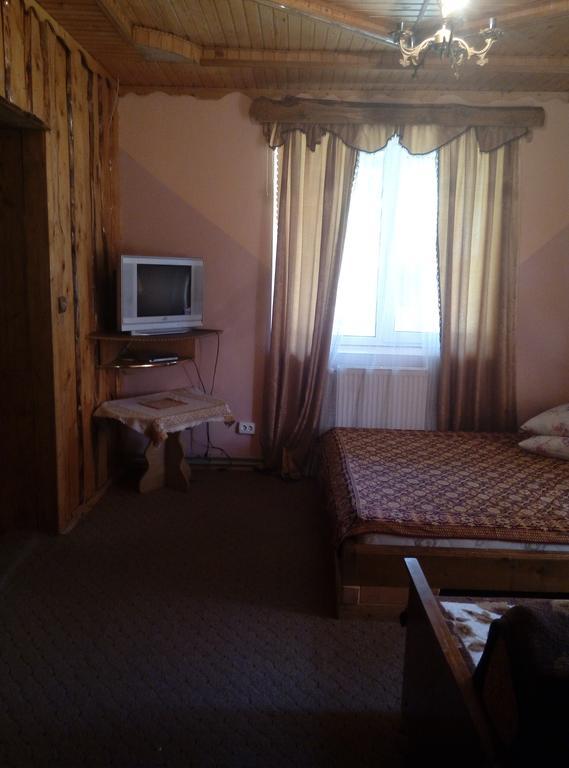 Schedryk Hotel Mykulychyn Luaran gambar